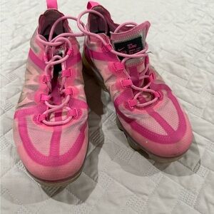 Nike Air VaporMax 2019 in the 'Psychic Pink' colorway Women’s Size 8